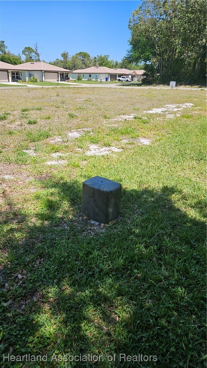 Property Photo:  109 Jasmine Street  FL 33852 