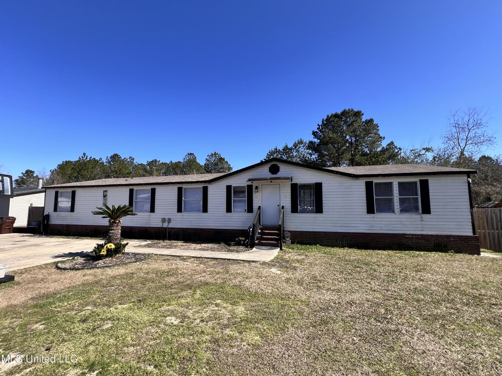 Property Photo:  19494 Lennis Cuevas Road  MS 39574 