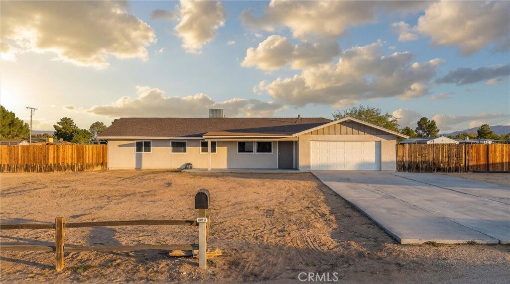 Property Photo: 14265 Santee CA 92307