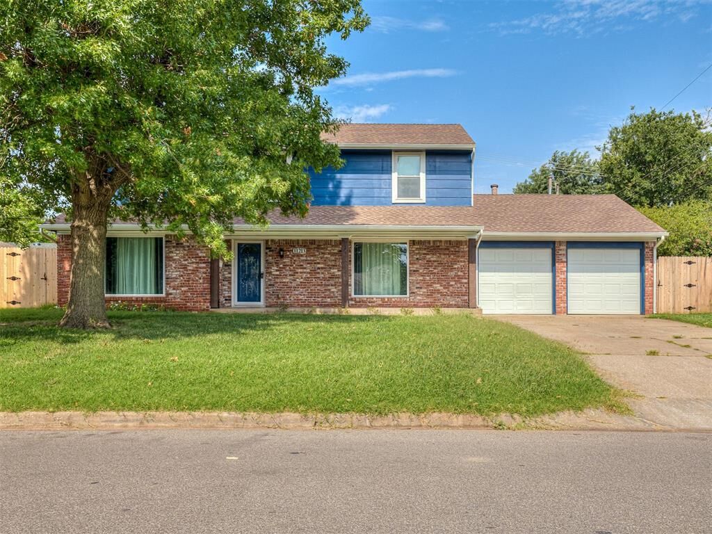 Property Photo:  11213 N Villa Avenue  OK 73120 