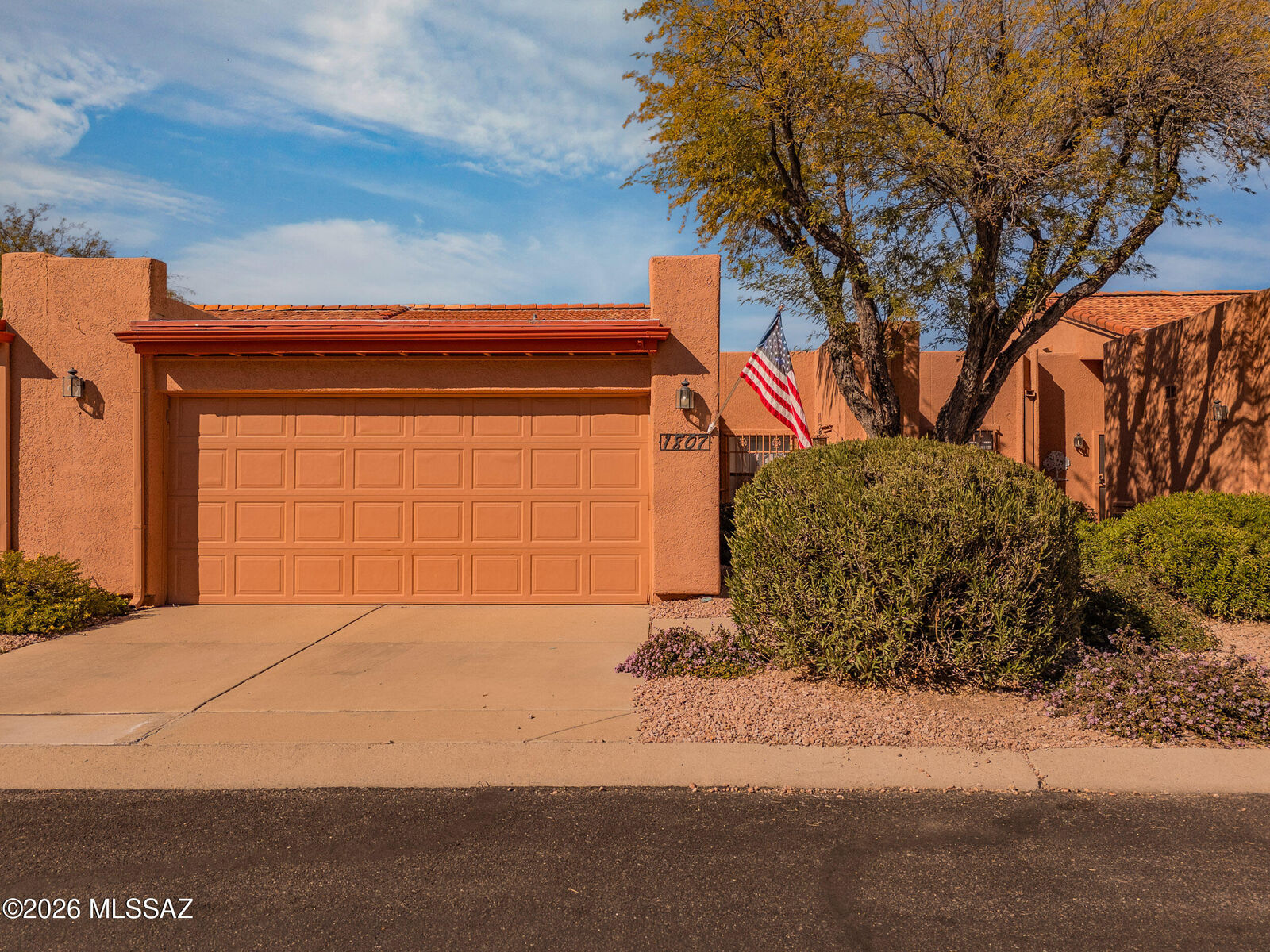 Property Photo:  1807 N La Rienda Avenue  AZ 85715 