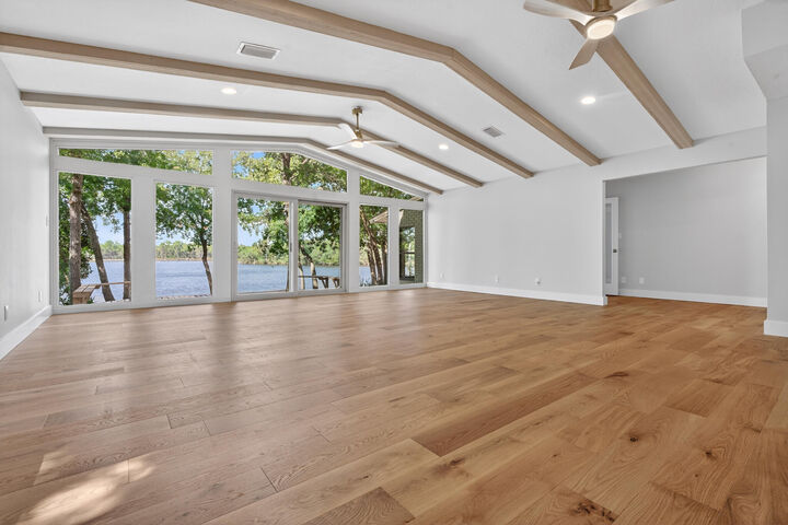 Property Photo:  1013 Lake Drive  FL 32578 