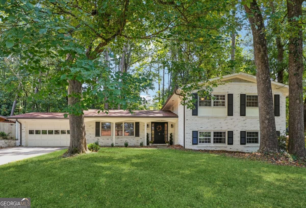 Property Photo: 3277 Chase Road GA 30341