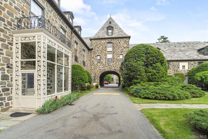 Property Photo:  341 Furnace Dock Road 11  NY 10567 