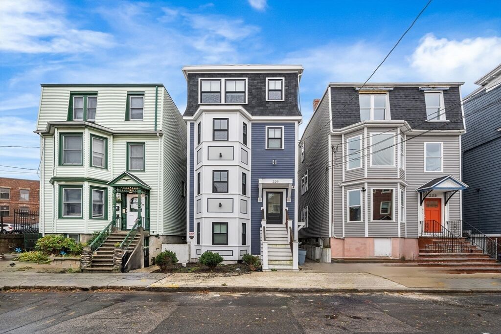 Property Photo:  229 E Eagle St 2  MA 02128 