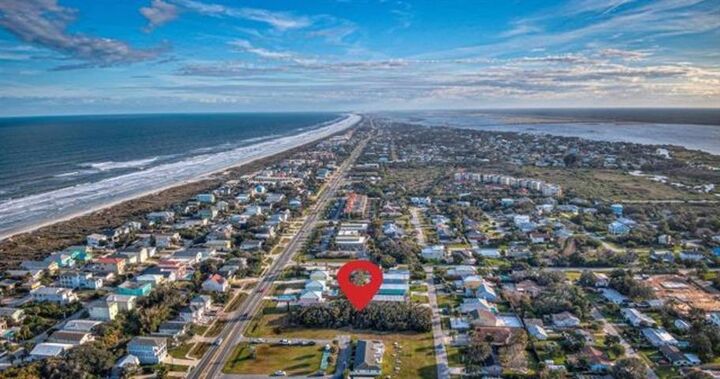 Property Photo:  5478 First Street  FL 32080 