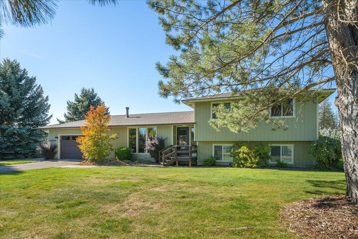 Property Photo:  8509 N Martinson Rd  WA 99025 