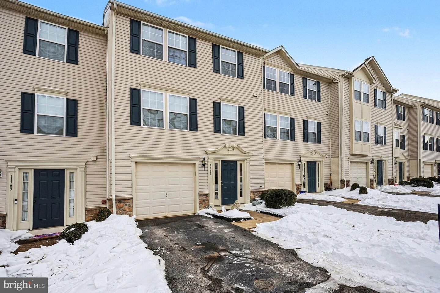 Property Photo:  1161 Blue Bird Lane  PA 17402 