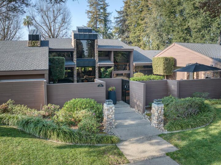 Property Photo:  7621 N Laguna Vista Avenue  CA 93711 