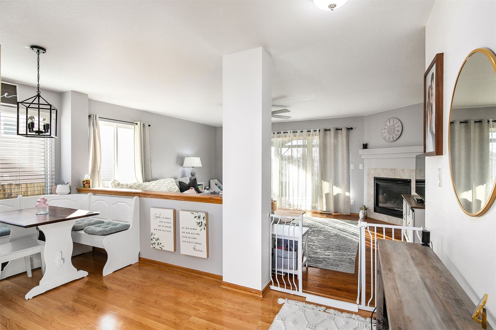 Property Photo:  400 SE Westgate Drive  IA 50263 