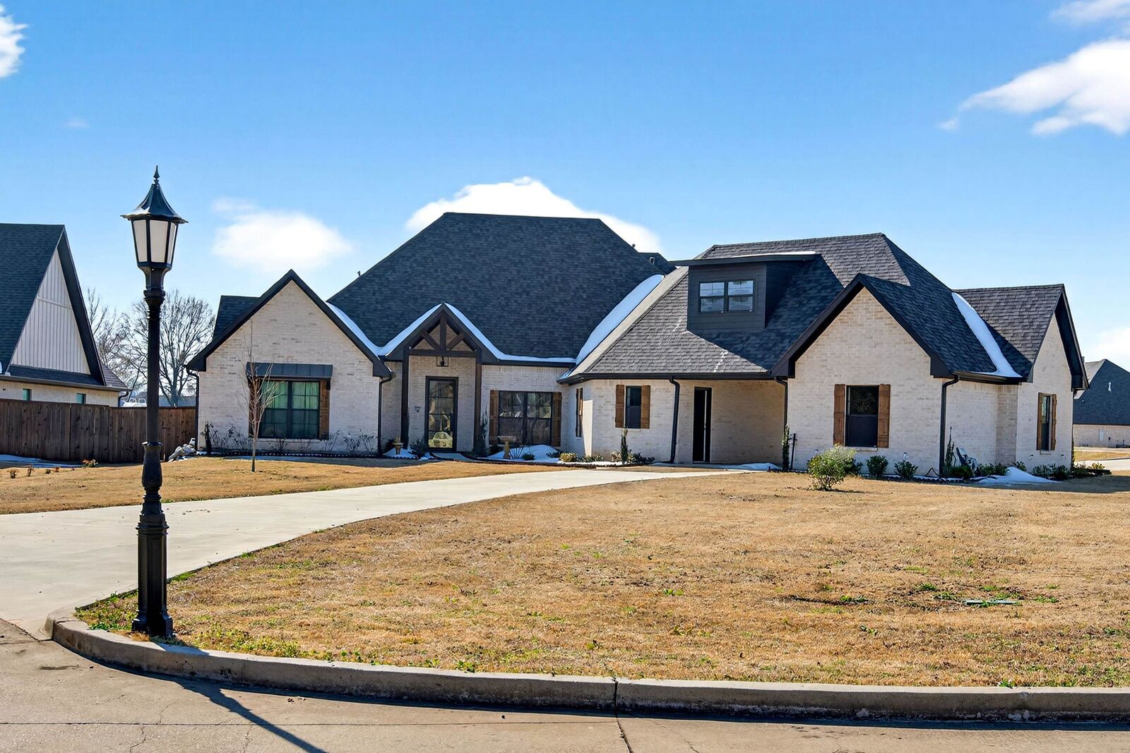 Property Photo:  130 E Winners Circle  TX 75602 