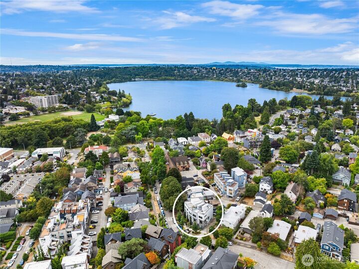 Property Photo:  7439  Latona Avenue NE  WA 98115 