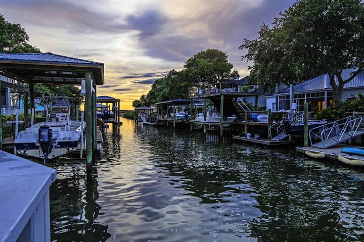 Property Photo:  312 Amelia Ct  FL 32080 