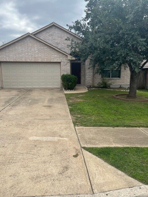 Property Photo: 1717 Long Rifle Drive TX 78754