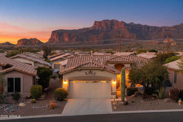Property Photo:  6507 S Par Court  AZ 85118 