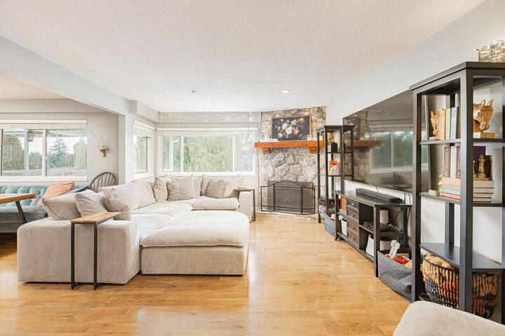 Property Photo: 494 Allen Drive BC V4M 3C1