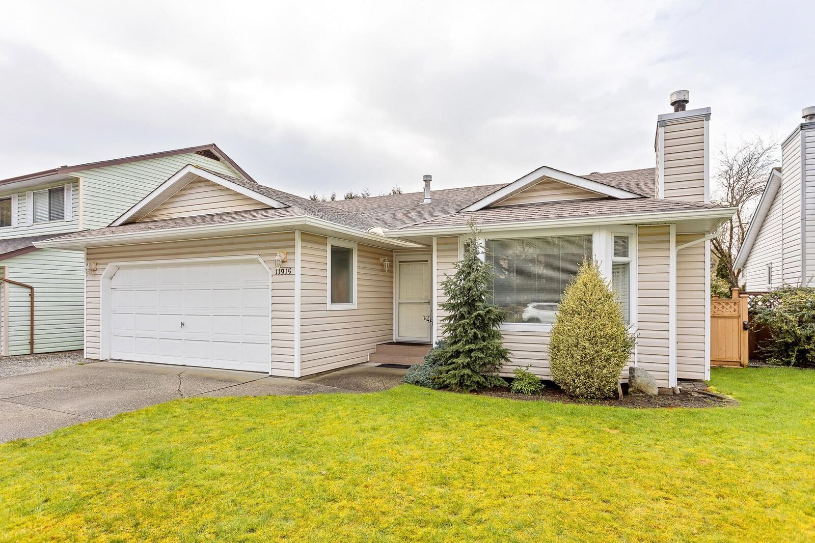 Property Photo:  11915 237A Street  BC V4R 1V9 