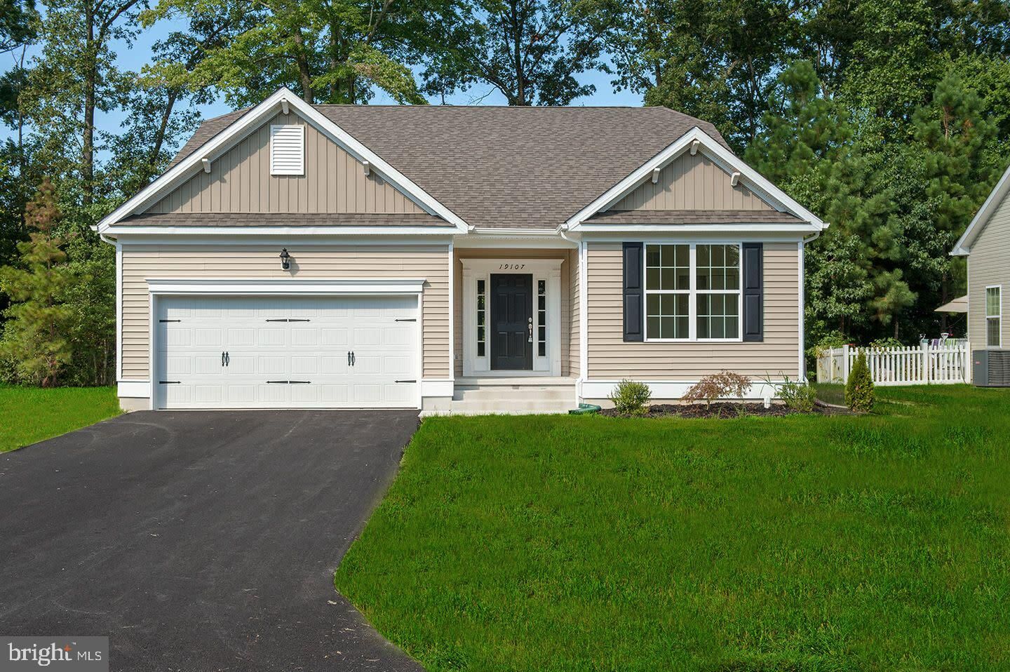 Property Photo:  204 Coghill Court  DE 19943 