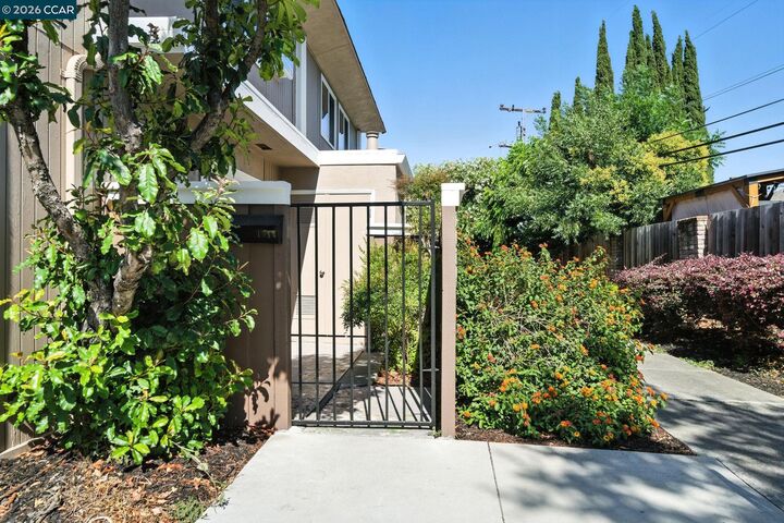 Property Photo: 1014 Bancroft Rd CA 94518