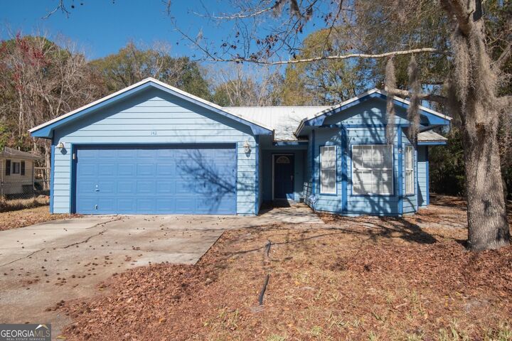 Property Photo:  142 Lake Wellington Drive  GA 31548 