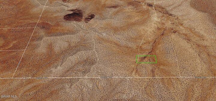 Property Photo:  25000 E Sequoia Boulevard  CA 93523 