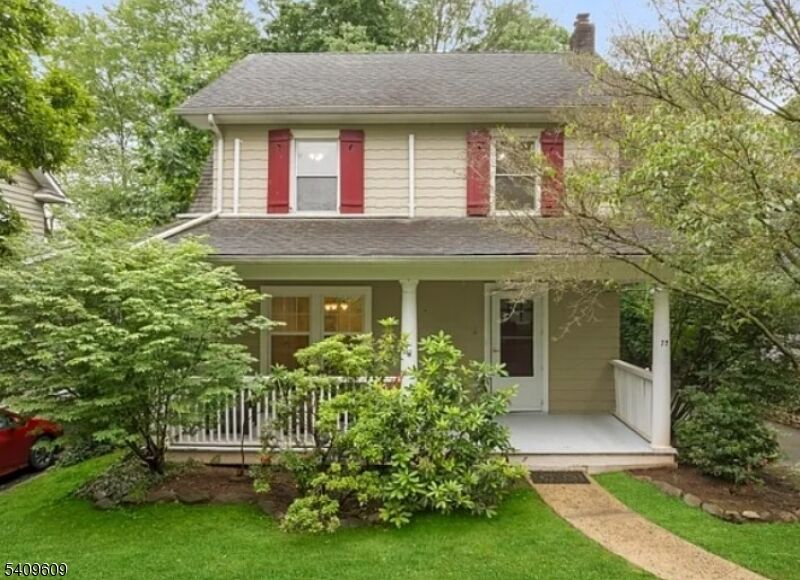 Property Photo:  72 Meadowbrook Rd  NJ 07078 