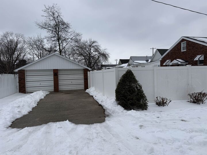 Property Photo:  1426 O'Byrne St  KY 42420 