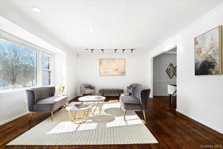 Property Photo:  44 Amherst Drive  NY 10804 