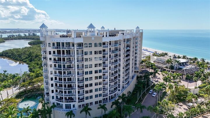 Property Photo:  1300 Benjamin Franklin Drive 809  FL 34236 