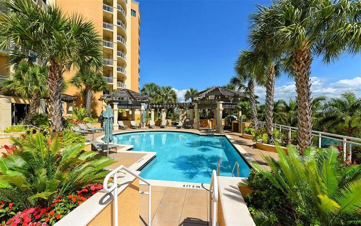 Property Photo: 1300 Benjamin Franklin Drive 809 FL 34236