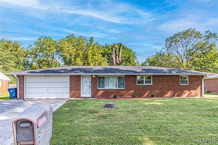 Property Photo:  4205 Bruene Avenue  IL 62040 