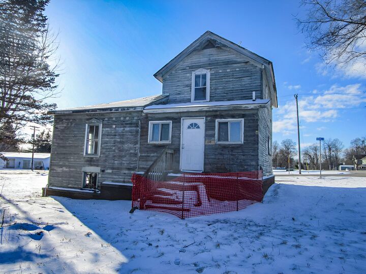 Property Photo:  128 N Marshall Street  MI 49029 