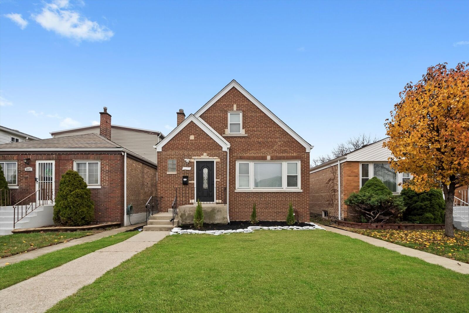 Property Photo:  6849 S Keeler Avenue  IL 60629 