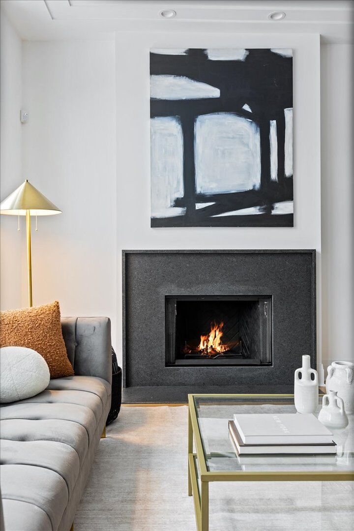 Property Photo:  3846 N Bell Avenue  IL 60618 