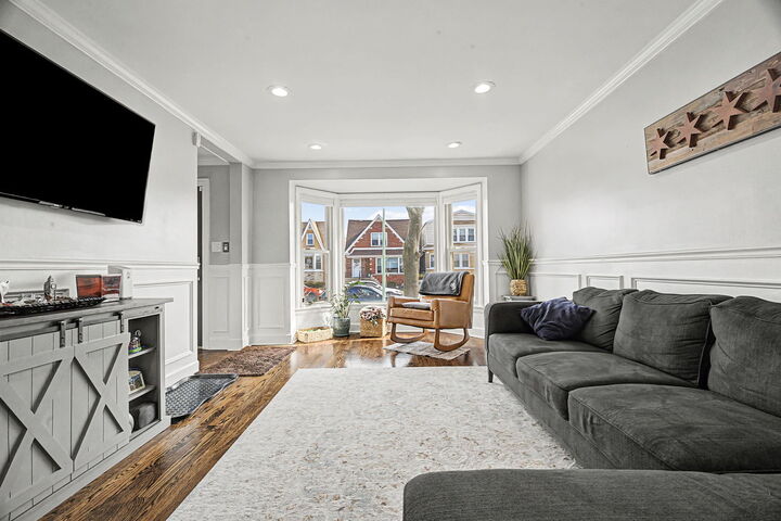 Property Photo:  3716 N Nottingham Avenue  IL 60634 