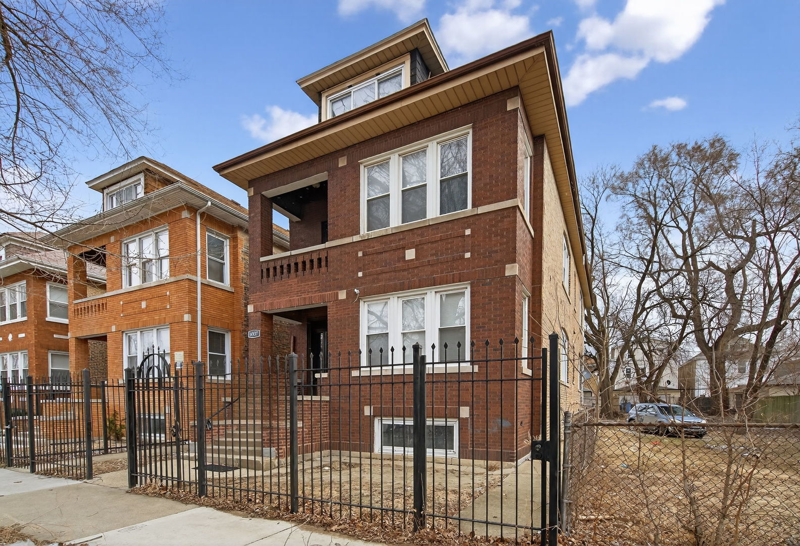 Property Photo:  6937 S Maplewood Avenue  IL 60629 