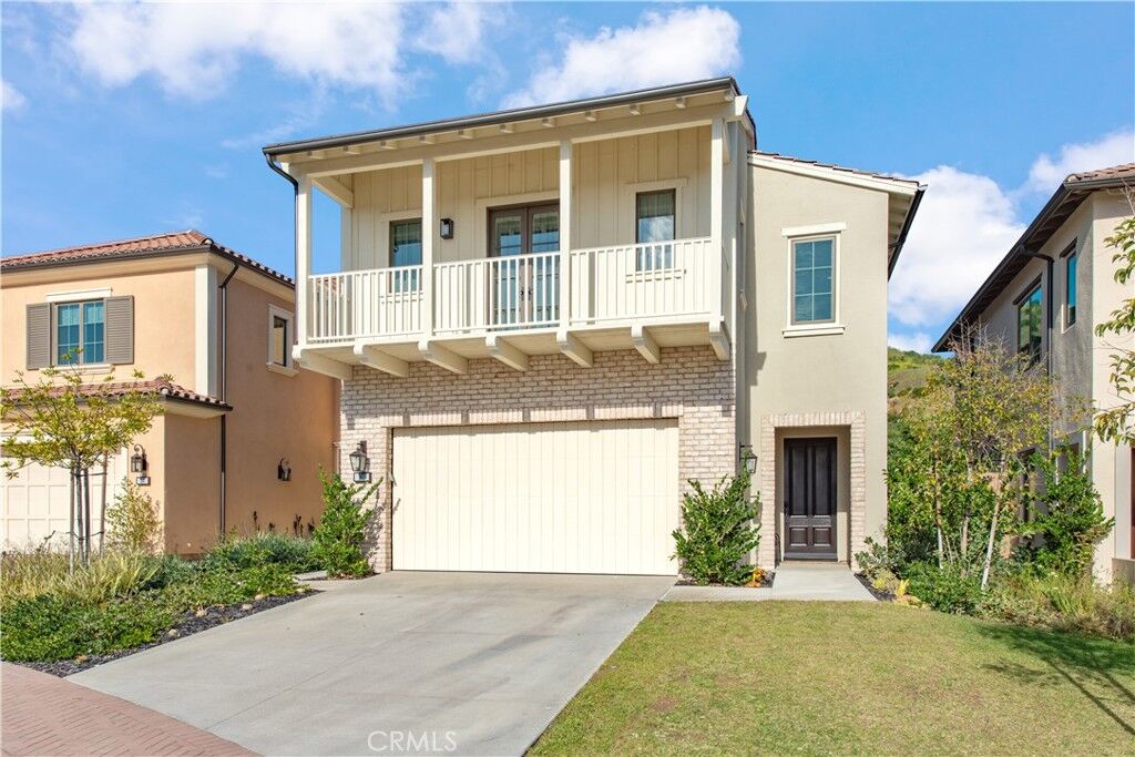 Property Photo:  162 Statura  CA 92602 