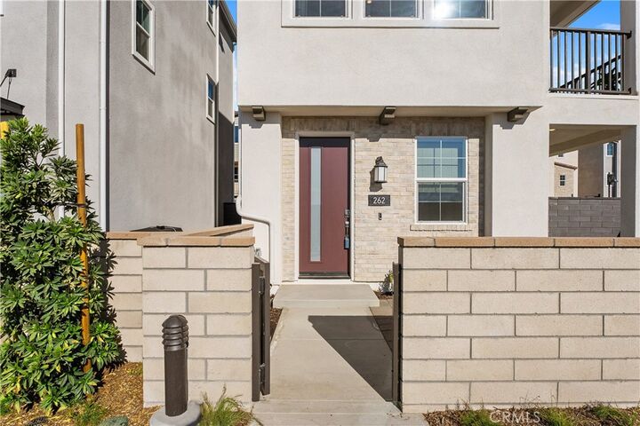 Property Photo: 262 Heartland Way CA 92694