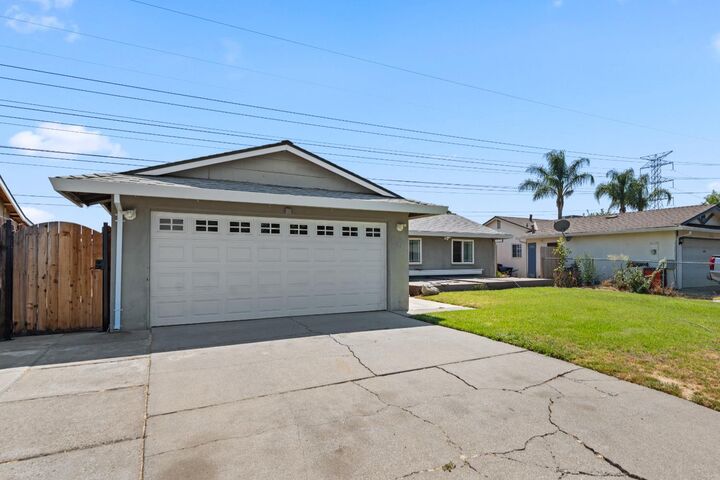 Property Photo:  1053 Westward Way  CA 95833 