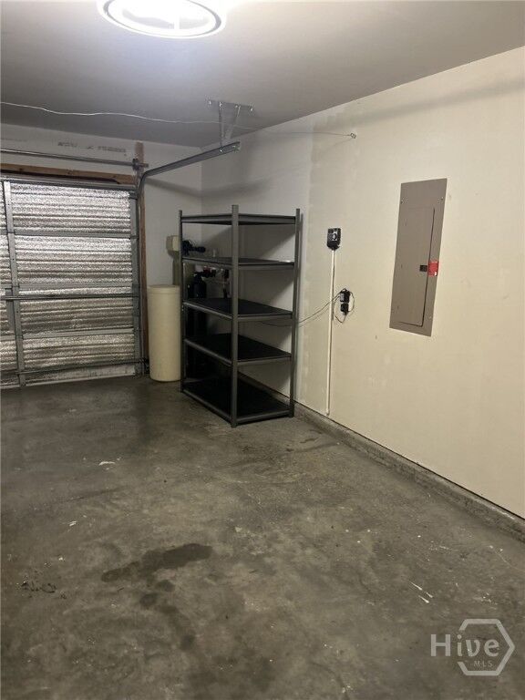 Property Photo:  89 Burnt Oak Road  GA 31407 