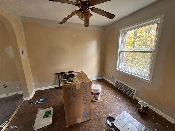 Property Photo:  3833 E 144th Street  OH 44128 