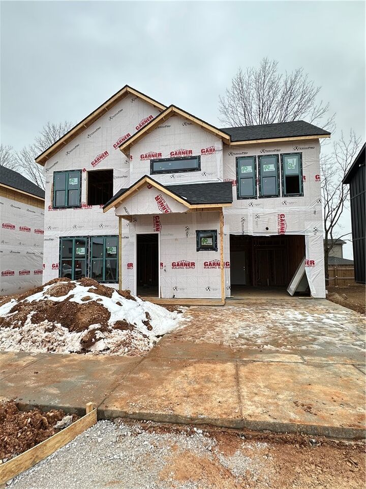 Property Photo:  2616 W Berkley Avenue  AR 72758 