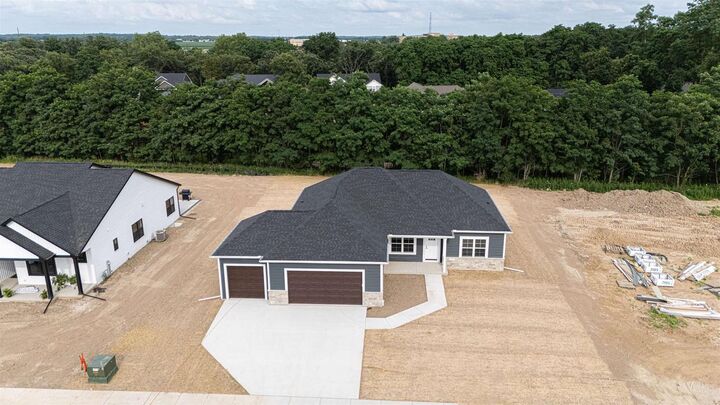 Property Photo:  3740 N Woodbury Lane  WI 53545 