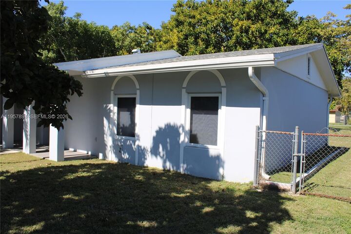 Property Photo: 12965 SW 76th Ter FL 33183