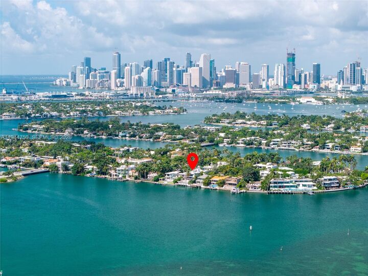 Property Photo:  333 E Rivo Alto Dr  FL 33139 