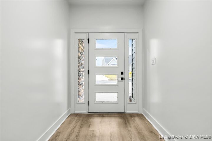 Property Photo:  1019 Ridgeview Drive  IN 47130 