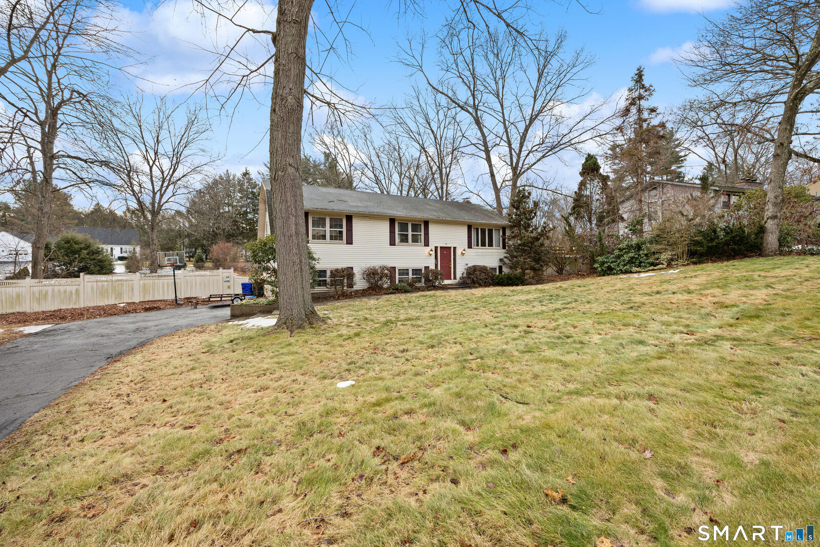 Property Photo:  60 Roseanna Road  CT 06479 