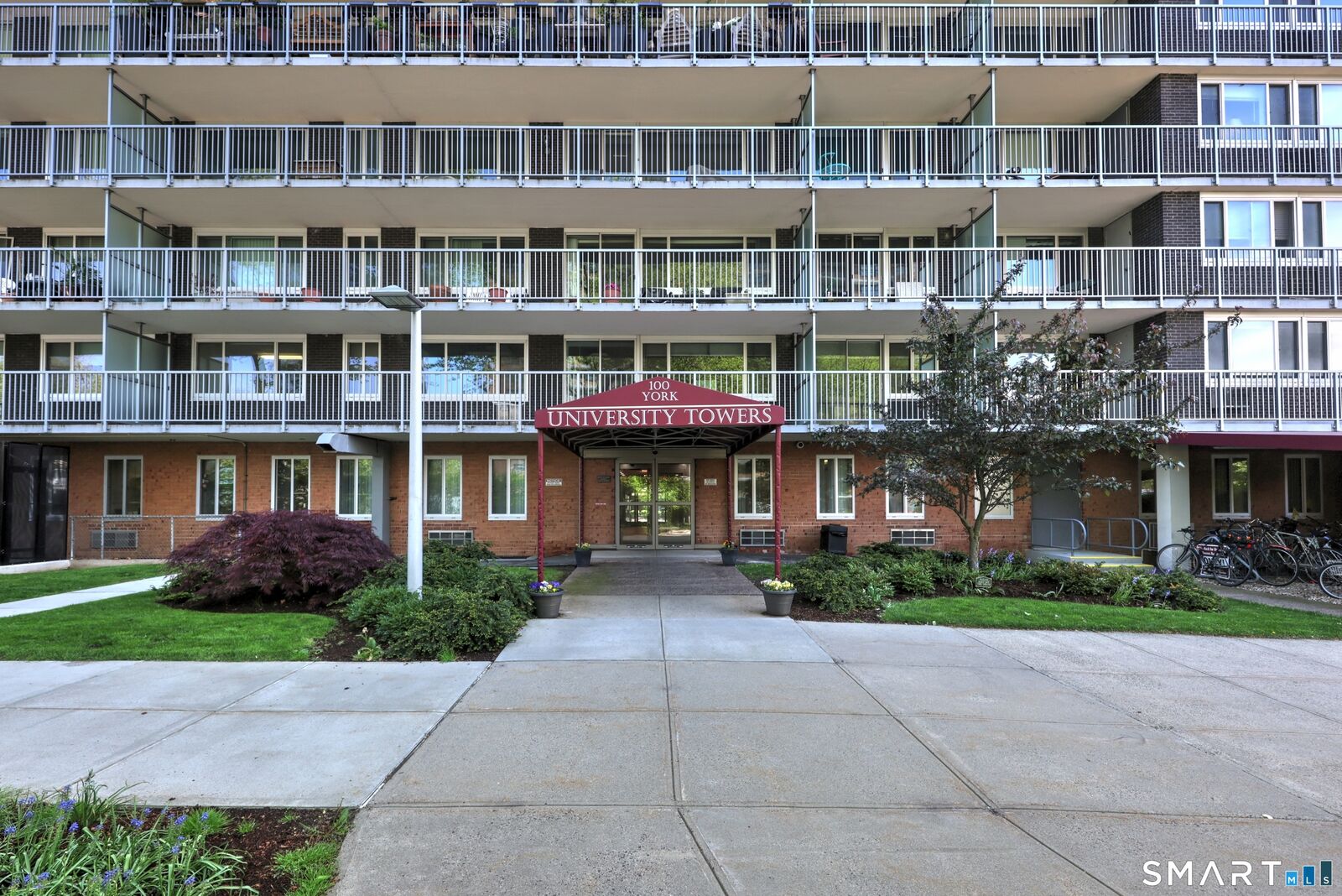 Property Photo:  100-York York Street 5G  CT 06511 