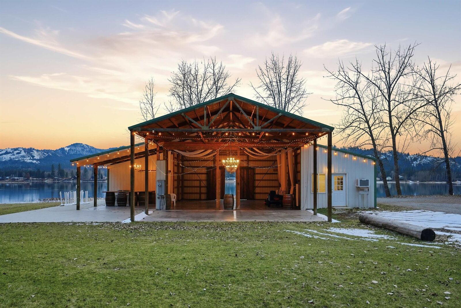 Property Photo:  6201 B S Leclerc Rd  WA 99156 