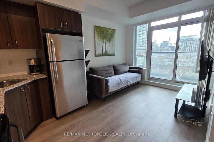 55 East Liberty Street 813 — photo 1